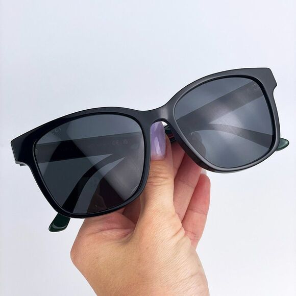 ?Gucci GG0417SK 001 Sunglasses Black Multicolour Grey Oval Unisex main image 7
